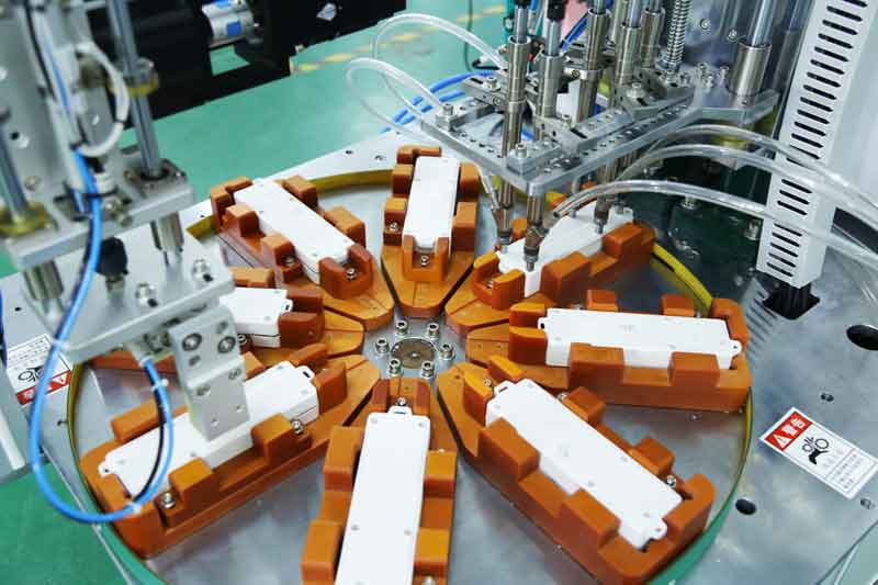 全自動擰螺絲機(jī)效果 自動鎖螺絲機(jī)